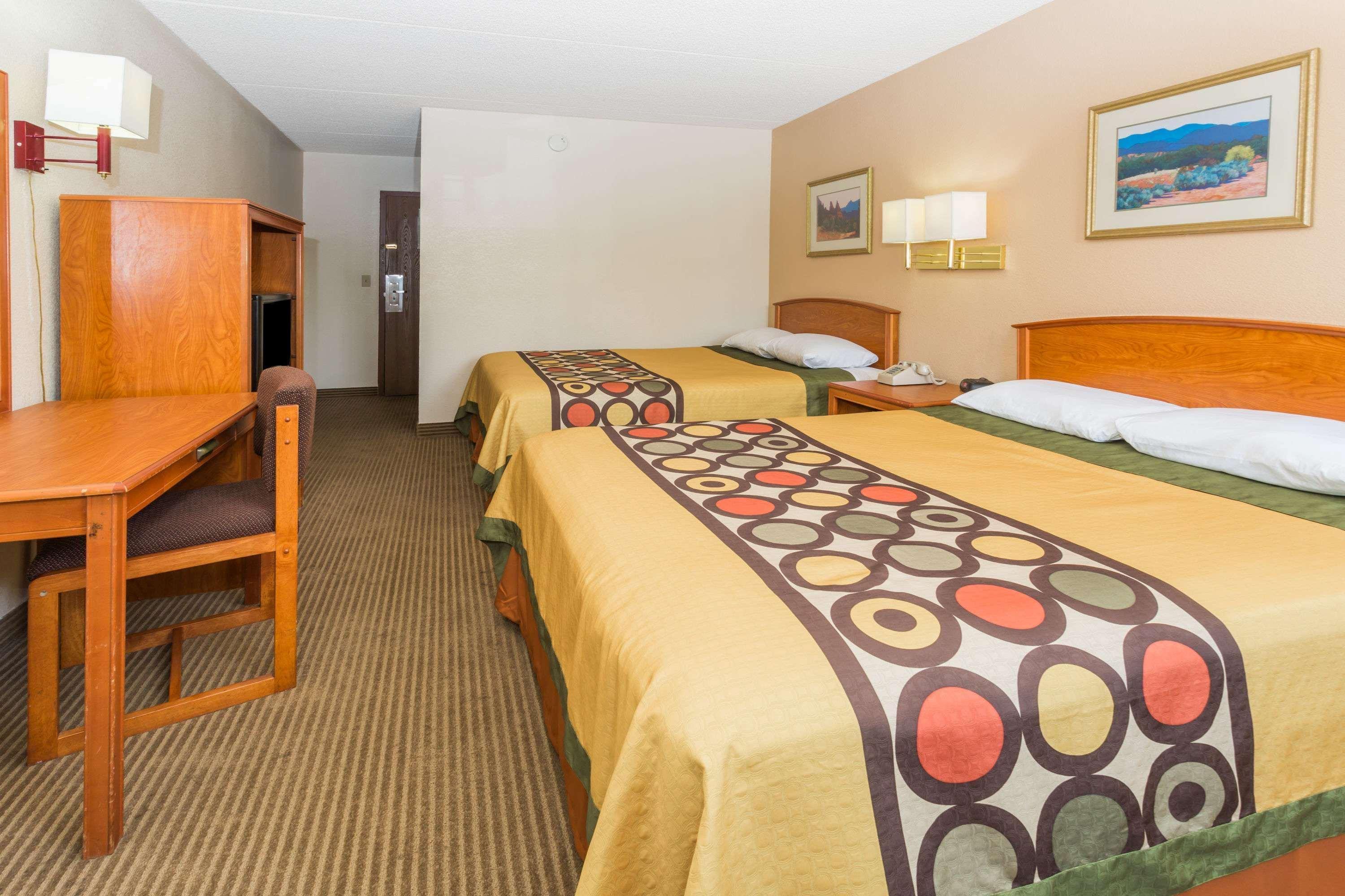 Super 8 By Wyndham Colo. Sprs. Garden Of The Gods Hotel Colorado Springs Buitenkant foto
